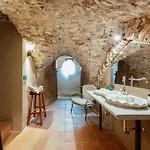 Szálloda Castello Di 5*