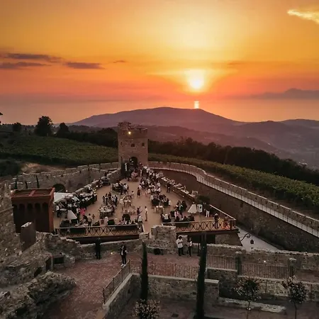 Castello Di Rocca Cilento