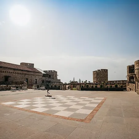 Castello Di Hotel