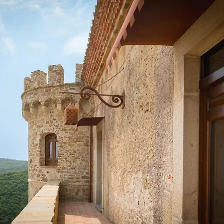 Castello Di Hotel