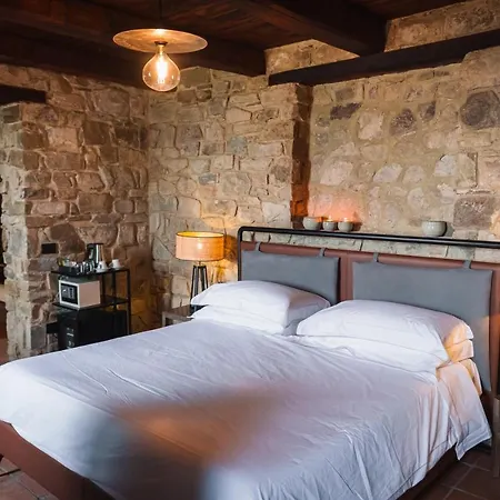 Castello Di Hotel 5*