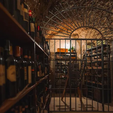 Hotel Castello Di 5*