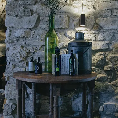 Castello Di Hotel 5*