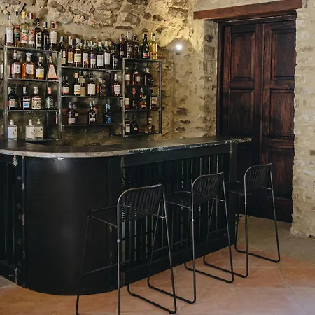 Otel Castello Di Rocca Cilento