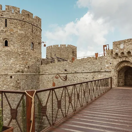 Castello Di 5* Rocca Cilento