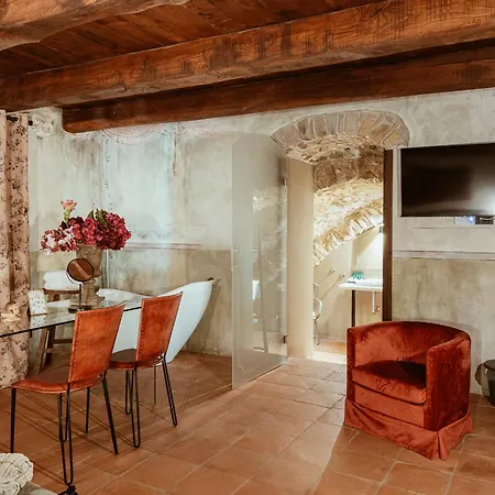 Castello Di Hotel