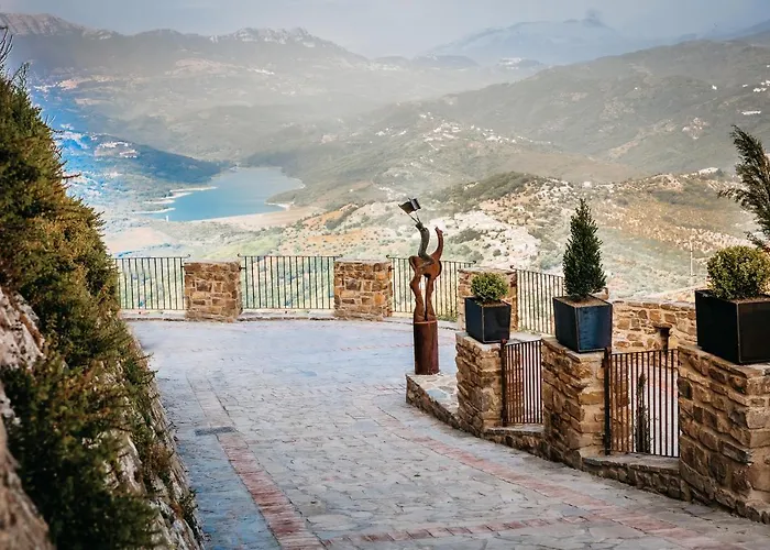 Castello Di Hotel Rocca Cilento