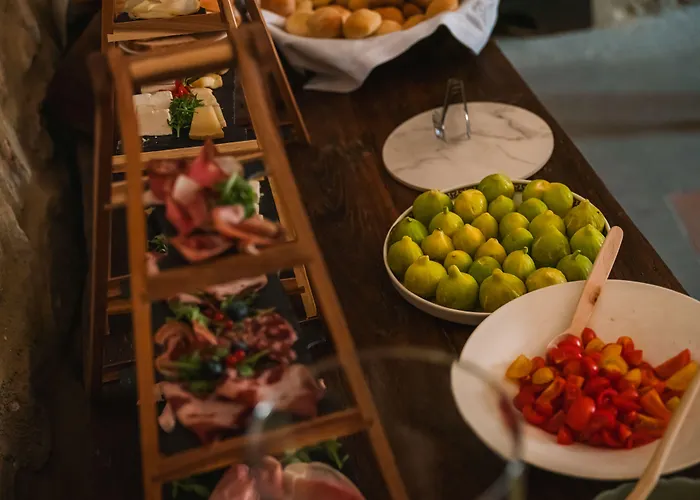 Castello Di Hotel 5*